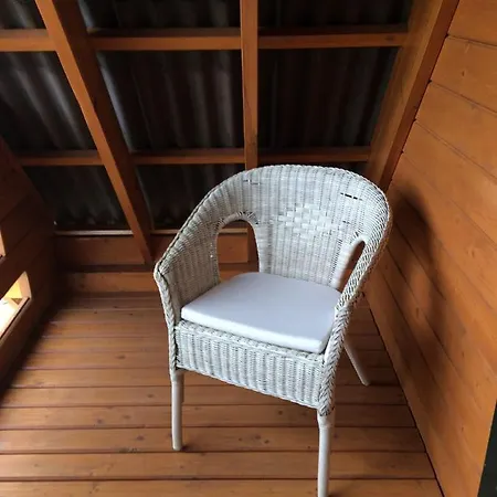 ロッジ Letniskowe Malinka Dabki