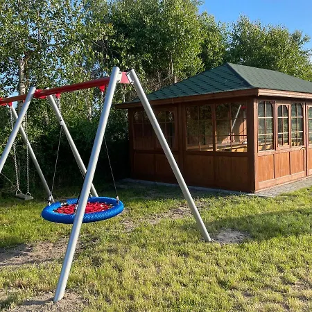 Letniskowe Malinka Dabki * ボボリン