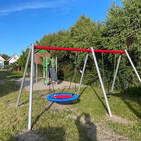 Letniskowe Malinka Dabki * ボボリン